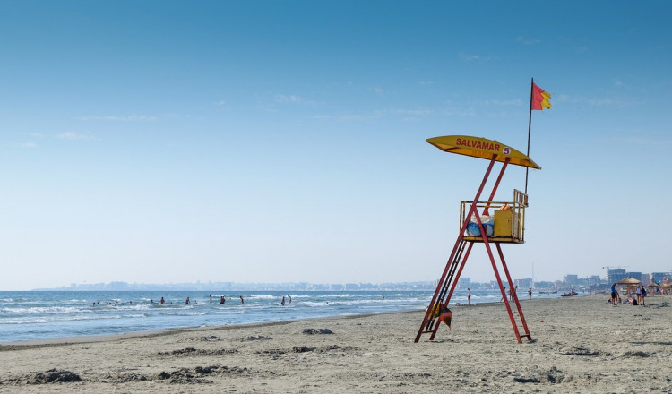 Cum ne protejăm de alergiile solare și cum se manifestă. Dermatolog: „E important de știut că ele se pot dezvolta oricând”