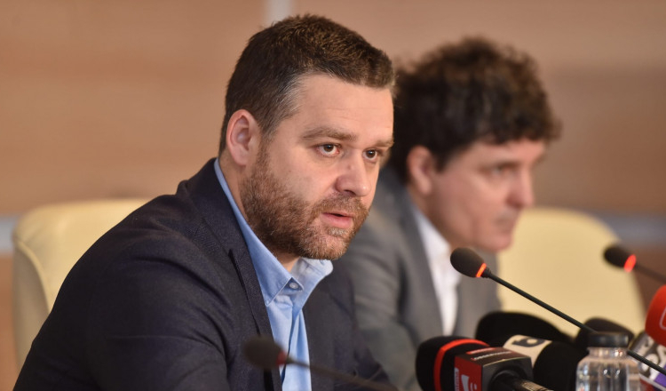 Ciucu se plânge că face defrișări „pe ascuns”, pentru că Nicușor Dan nu-i dă aviz: Facem chetă ca să le plătim amenzile VIDEO