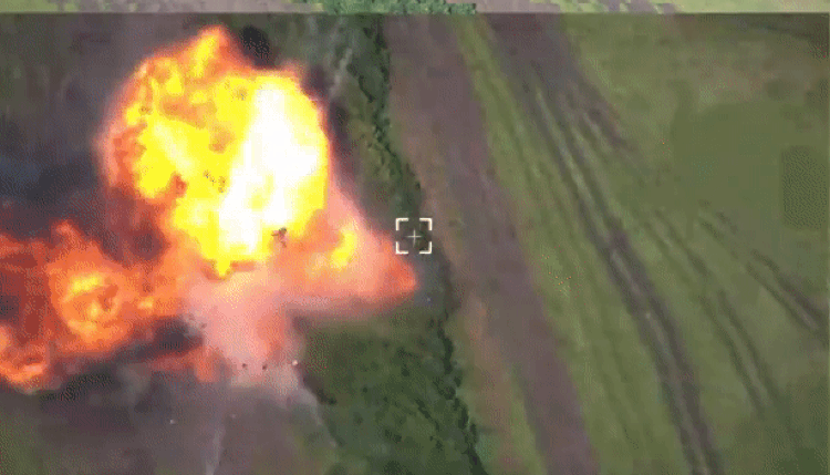 „O explozie catastrofală”. Momentul în care ucrainenii distrug un obuzier al rușilor în Zaporojie