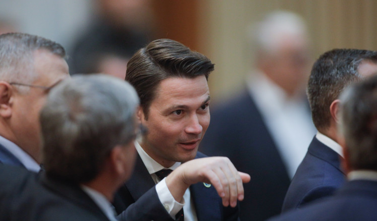 Scandal PNL-PSD. Sighiartău: „De când a venit Ciolacu zici că avem ghinion”. Suciu: „Guvernul Orban-PNL fura pe rupte la Unifarm”