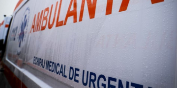 „Salvat de sârmele de întins rufe”. Un copil de doi ani a supraviețuit după ce a căzut de la etajul patru al unui bloc din Sibiu
