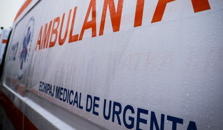 „Salvat de sârmele de întins rufe”. Un copil de doi ani a supraviețuit după ce a căzut de la etajul patru al unui bloc din Sibiu