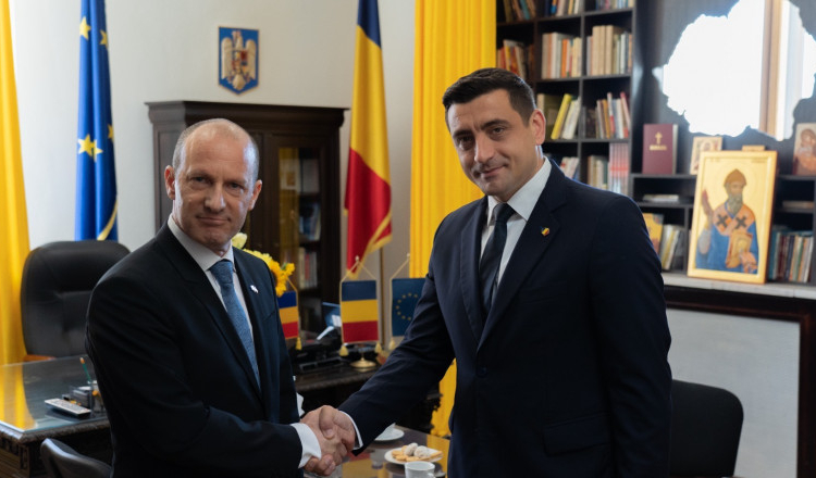 Scandal după întâlnirea lui Simion cu ambasadorul Israelului. Alexandru Muraru îl acuză pe Reuven Azar că legitimează extremismul