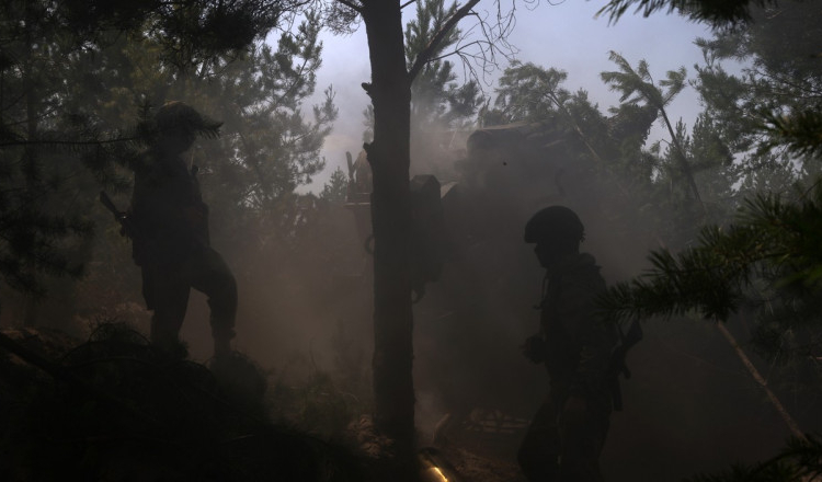 Rușii în acțiune. Lângă Robotîne, soldații lui Putin s-au deghizat în ucraineni dar au fost confundați și uciși de camarazi