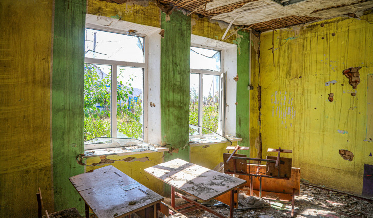 Mai mult de 1.300 de şcoli au fost distruse în Ucraina. UNICEF: „Copiii nu au spații sigure pentru a învăța”