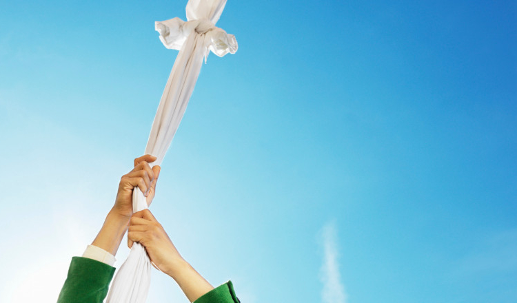 Un tânăr a murit în Timișoara, după ce a vrut să evadeze dintr-un apartament de la etajul 5 pe o frânghie făcută din cearceafuri