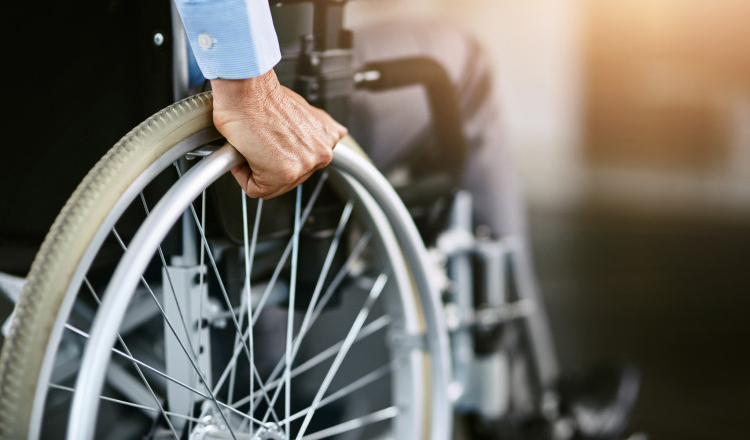 Un bărbat din Satu Mare, rămas invalid după un accident rutier, a primit despăgubiri de 500.000 de euro de la șoferul care l-a lovit