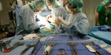 Europa Liberă: Medicii susțin că un preot a convins părinții unui copil în moarte cerebrală să refuze donarea de organe