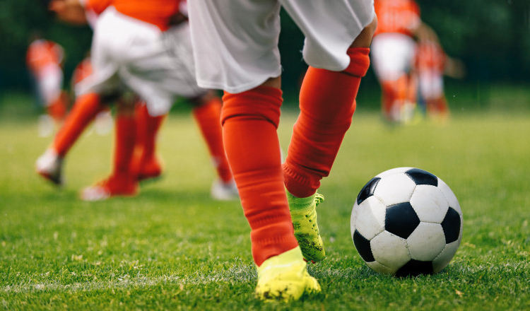 Doi copii s-au tăiat la mâini cu un cuţit, în vestiarul de la Dinamo, după antrenament. Poliția a deschis o anchetă