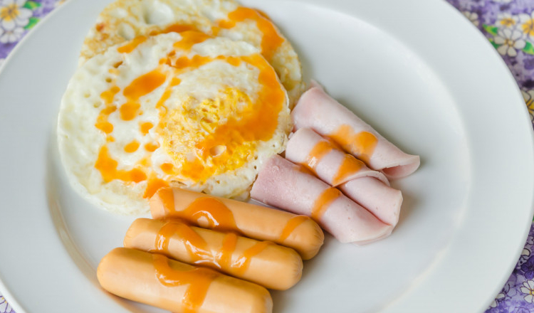 8 copii aflați în excursie la Bran au ajuns la spital după ce au luat micul dejun