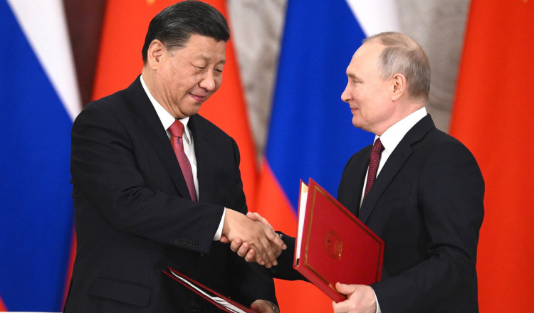 Putin se va întâlni din nou cu Xi Jinping: „El mă numeşte prietenul lui şi sunt bucuros să-l numesc prietenul meu”