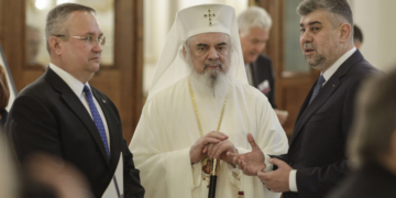 Ciucă vrea să construiască o capelă în Parlament