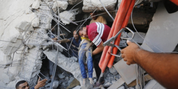 Mărturii cutremurătoare din Gaza. Părinții le scriu copiilor numele pe picioare ca să-i identifice dacă mor