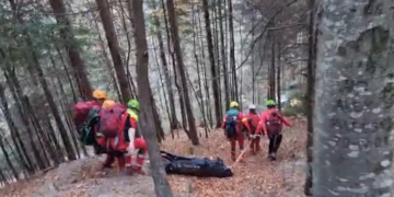 Francezul căutat de salvamontişti în Munţii Bucegi a fost găsit mort. Era angajat al Ambasadei Franței