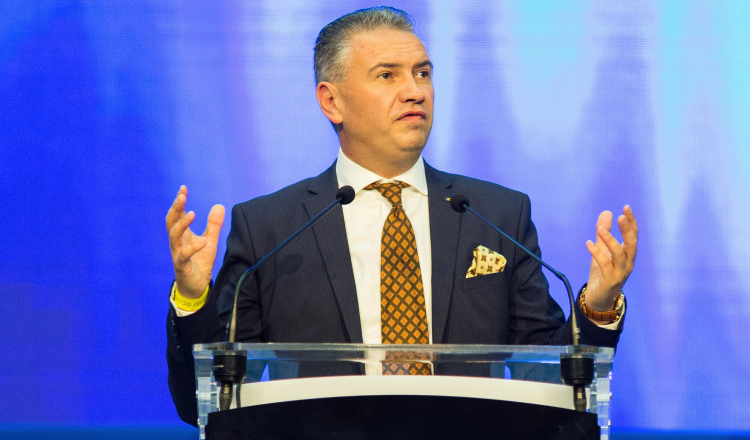 Deputatul Ben-Oni Ardelean, care a demisionat din PNL, va activa ca neafiliat