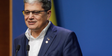Moțiunea simplă împotriva ministrului Finanţelor, Marcel Boloş, a fost respinsă de Parlament