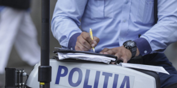 6 polițiști din Neamț, cercetați disciplinar pentru modul în care au intervenit în cazul adolescentei moarte din cauza unei supradoze