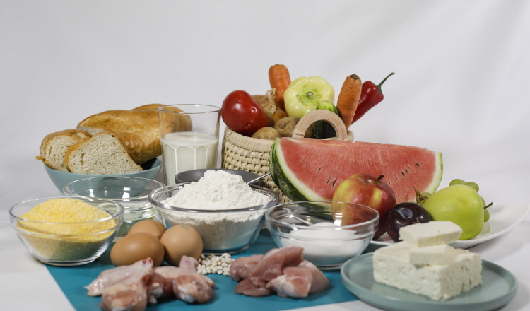 Medic: Dieta carpato-danubiană este extrem de benefică în cazul obezităţii şi diabetului, însă nu este promovată suficient