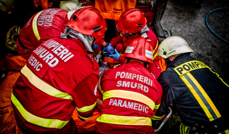 Un bărbat a murit, iar o femeie a fost rănită într-un accident pe Centura Timişoarei