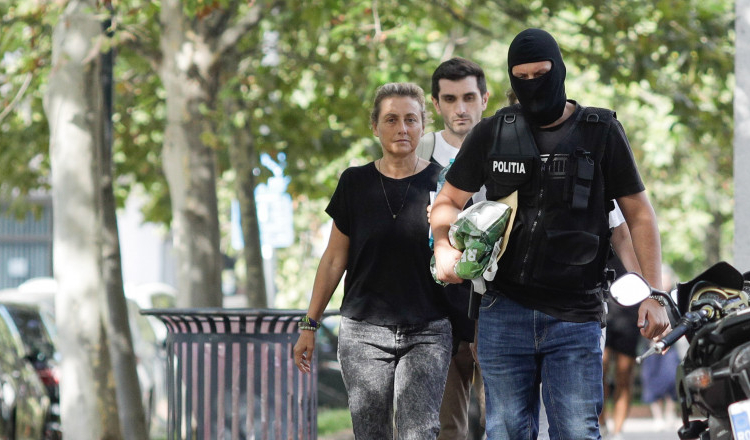 Miruna Pascu, mama lui Vlad Pascu, rămâne în arest preventiv. Tribunalul Bucureşti a respins cererea de arest la domiciliu