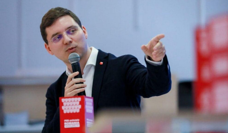 Pliantele AUR de la SNSPA au ajuns în Parlamentul European. Victor Negrescu: Un partid extremist incită la ură în universităţi