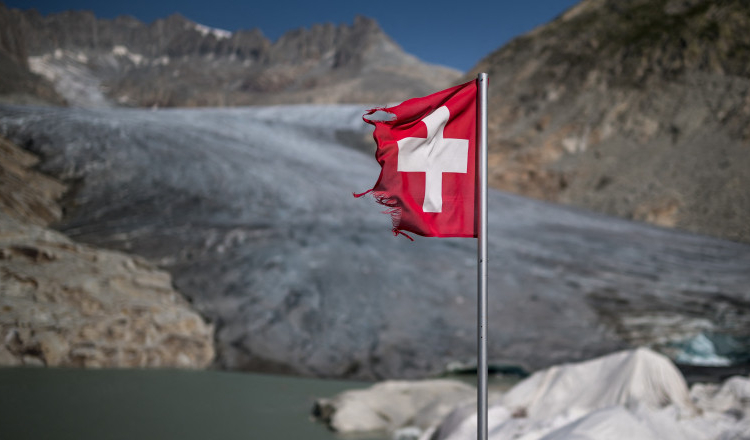 STUDIU. Elveția a pierdut aproape 10% din ghețari în ultimii doi ani. Oamenii de știință sunt îngrijorați de topirea accelerată