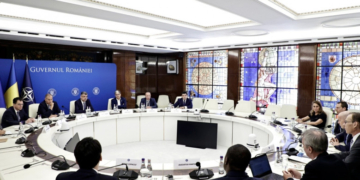 FMI discută la Guvern despre noi măsuri care să crească veniturile cu 2% din PIB în 2 ani. Fondul critică taxa pe marile companii
