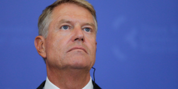 Klaus Iohannis va merge în Granada, unde va participa la Summitul Comunității Politice Europene