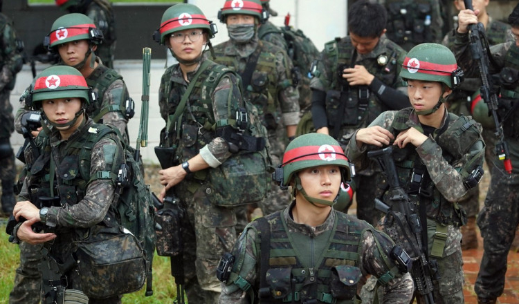 Coreea de Sud menține legea care interzice relațiile gay în armată. Legăturile intime între civilii de același sex sunt permise