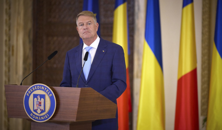 Klaus Iohannis va participa la reuniunea Consiliului European și la Summitul Euro