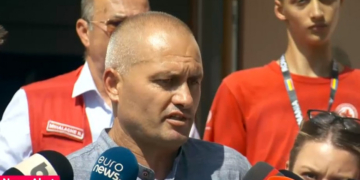 Primarul din Crevedia, unde a avut loc explozia stației GPL, și-a mărit salariul cu 70 la sută