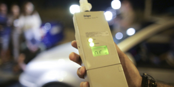 Un bărbat din Argeș a mers la examenul pentru permisul auto mirosind a alcool. A fost respins și a luat și amendă