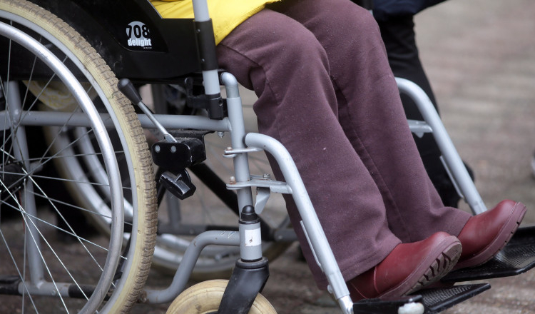 Termenul de valabilitate a certificatului de handicap pentru persoanele în stadiu ireversibil devine permanent
