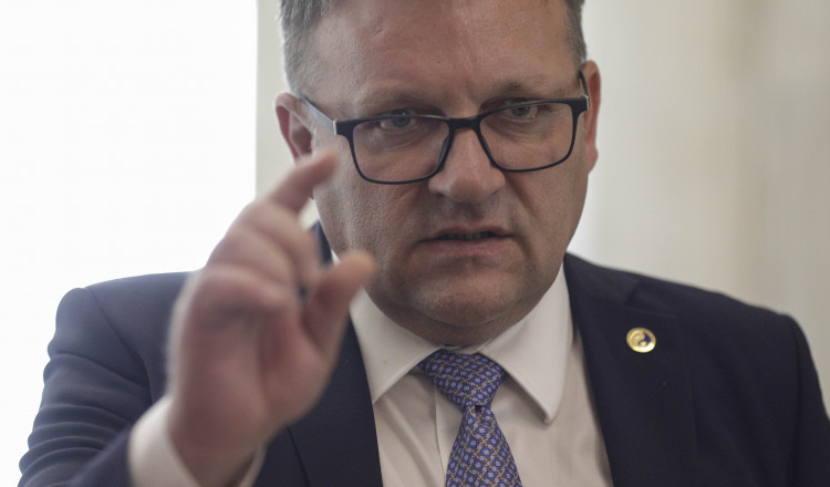 Budăi îi ceartă pe liberali: Aţi pus în pericol Legea pensiilor, e impardonabil. Luptaţi contra părinţilor şi bunicilor noștri