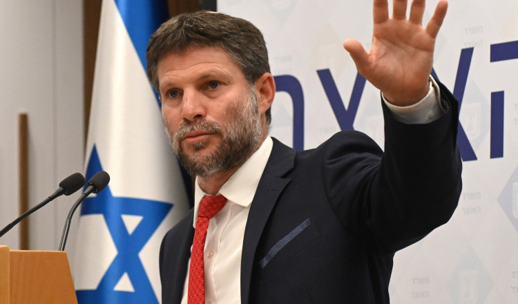 Un ministru extremist din cabinetul lui Netanyahu îi sfătuieşte pe palestinienii din Fâșia Gaza să emigreze voluntar