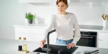 Grupul elvețian Artemis, care deține Franke, a mai finalizat o hală industrială în Timiș și ajunge la investiții de peste 70 de milioane de euro în imobiliarele din România