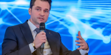 Burduja: Avem toate şansele să beneficiem de pe urma faptului că proiectul nuclear SMR din Statele Unite nu se mai face