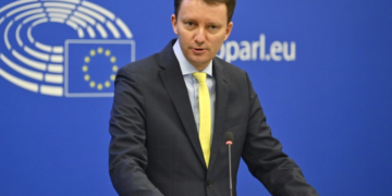 Siegfried Mureşan îl avertizează pe premierul spaniol că „Europa nu va accepta un atac asupra valorilor europene”