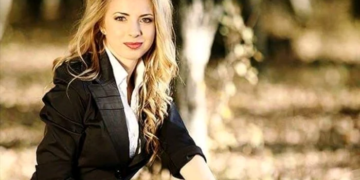 O femeie de 45 de ani şi fiica sa, găsite moarte într-o locuinţă din Hoghiz.