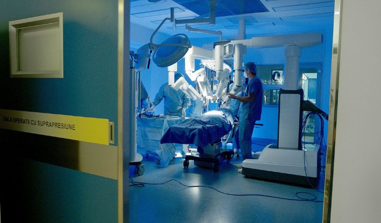 Cum pot fi tratate modern afecțiunile urologice grave?