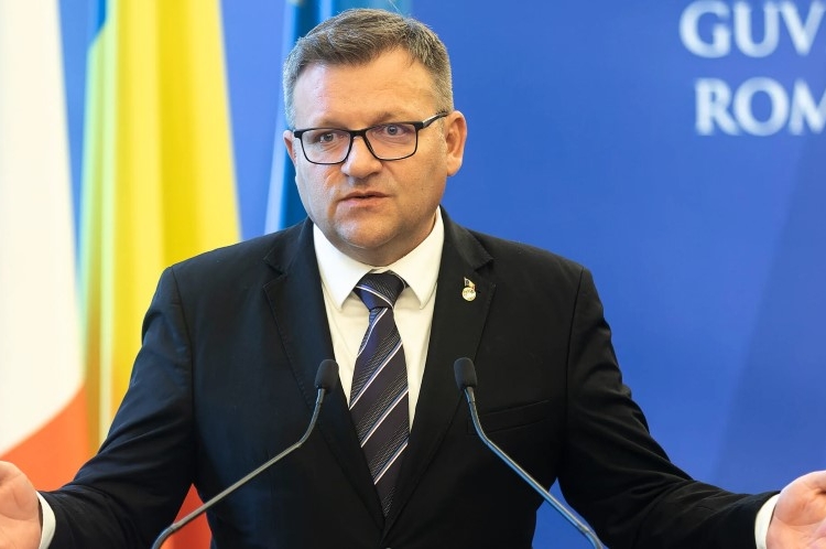 Marius Budăi, surprins într-o mașină FURATĂ, la vama Sculeni! El era alături de un alt parlamentar