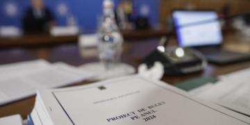 Bugetul de stat și bugetul asigurărilor sociale pentru 2024 au fost aprobate. Vor fi trimise Parlamentului pentru dezbatere de urgență