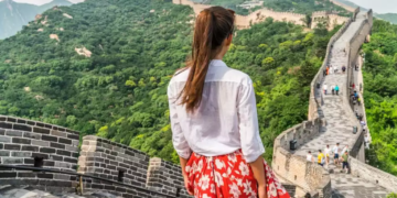 China simplifică obţinerea vizelor pentru americani şi le ridică pentru câteva state europene