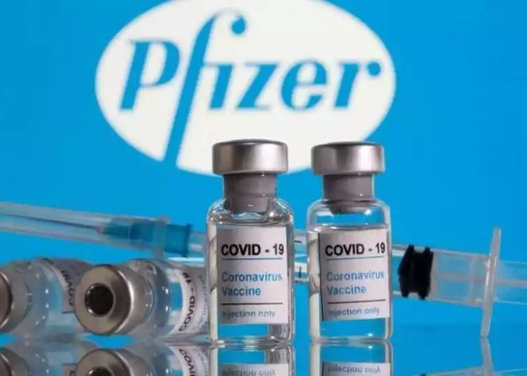 Avocații care reprezintă Polonia într-un proces cu Pfizer s-au oferit să apere și România
