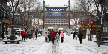 Populația Chinei continuă să scadă. Care sunt cauzele care duc la situația dramatică din țara asiatică și care sunt soluțiile