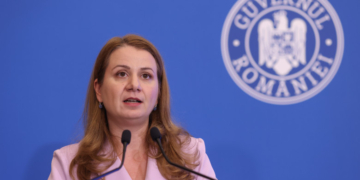 Ligia Deca: Între iunie 2023 și iunie 2024 avem o creştere de peste 50% în medie, în învăţământ