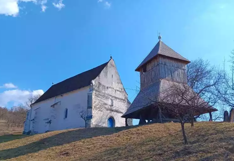 De vizitat în Mureș: Biserica gotică din Eremieni