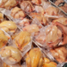 Scandalul „puiului vopsit”. Șeful ANSVSA le transmite românilor: Orice aliment pe care punem mâna are salmonella