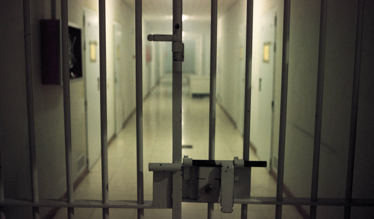Toţi candidaţii la un post în penitenciarul Arad au picat testul psihologic. Acum aduc acuzații grave