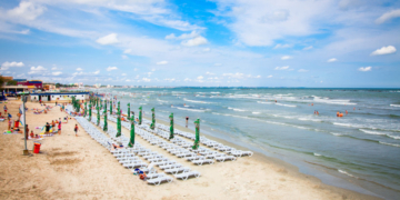 Un bărbat de 50 de ani a murit înecat în mare, în Mamaia